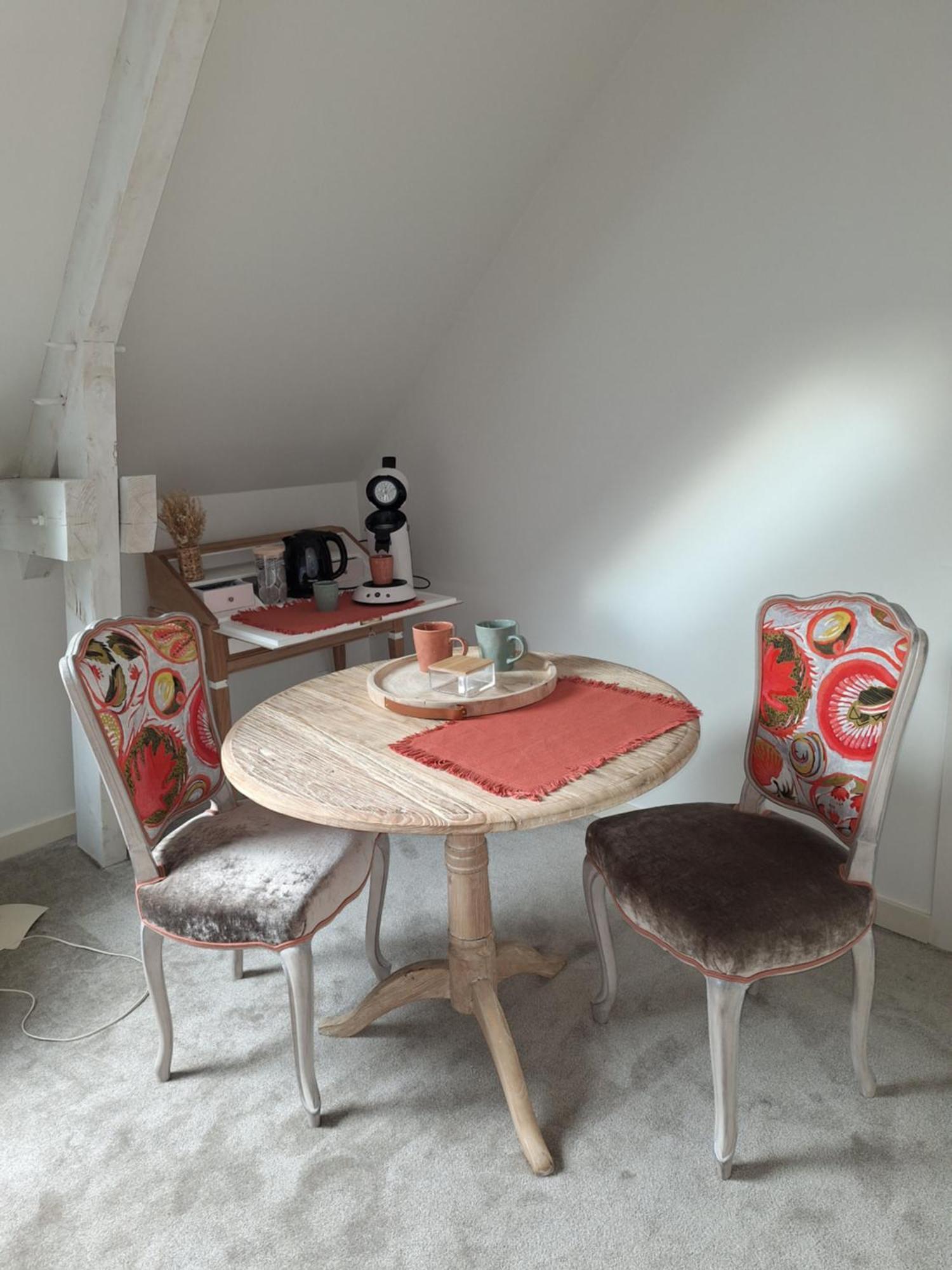 La Chambre Mademoiselle Causeuse Malville Bagian luar foto